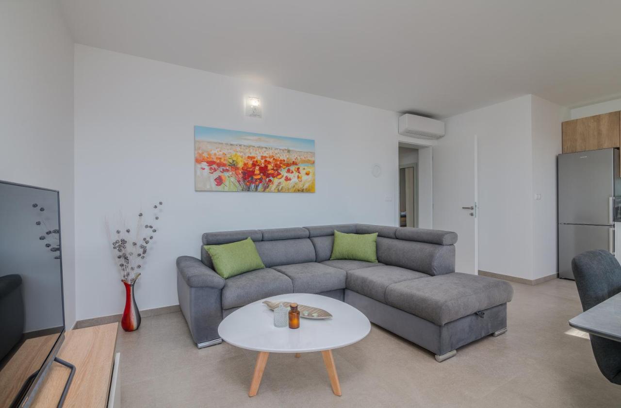 Apartments Sunrise Krk Krk Town Bagian luar foto