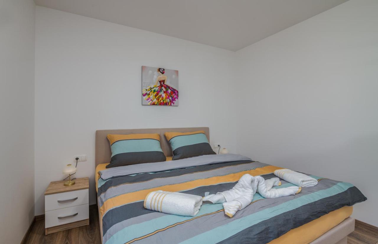 Apartments Sunrise Krk Krk Town Bagian luar foto