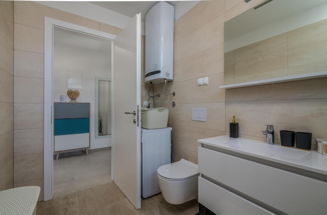 Apartments Sunrise Krk Krk Town Bagian luar foto