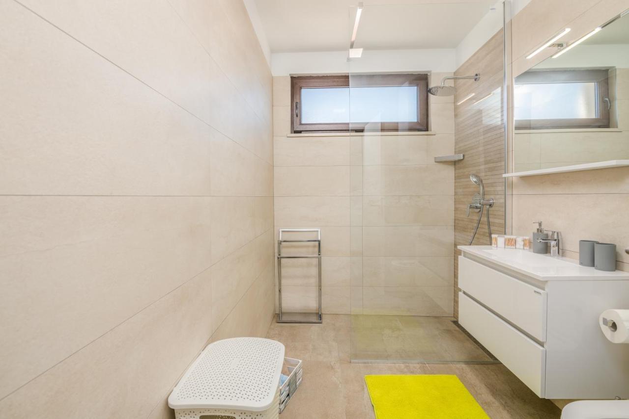 Apartments Sunrise Krk Krk Town Bagian luar foto