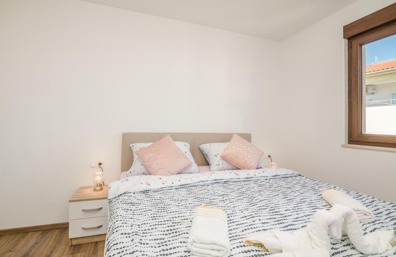 Apartments Sunrise Krk Krk Town Bagian luar foto